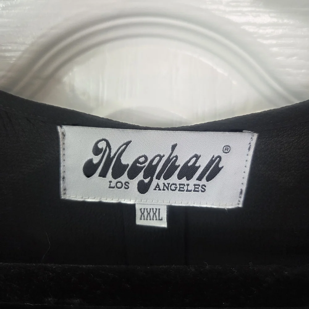 Elegant Black Wrap Dress XXXL 3X Meghan Los Angeles - Picture 3 of 5